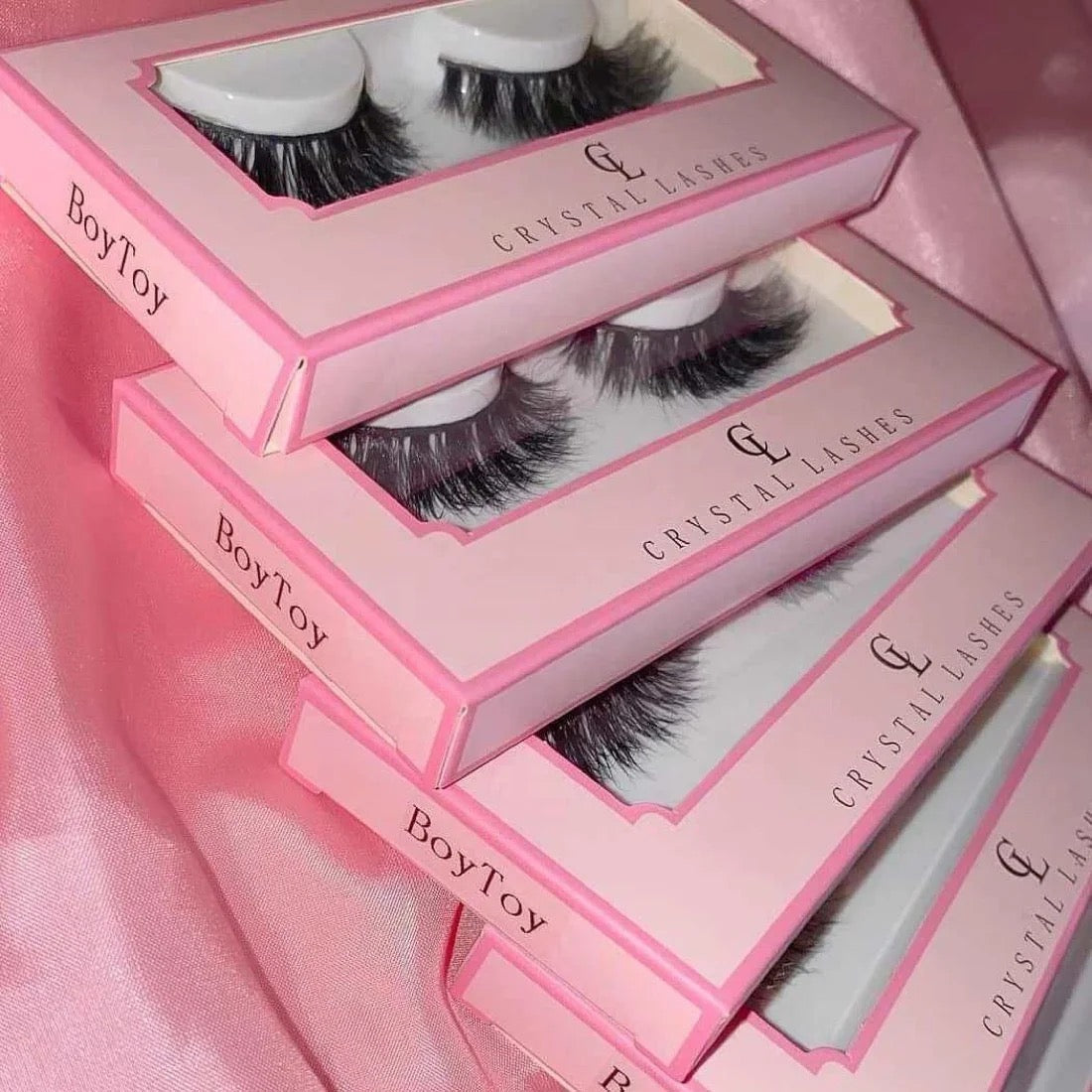 Wholesale Lashes w/ Customized Paper Boxes (15MM-23MM)